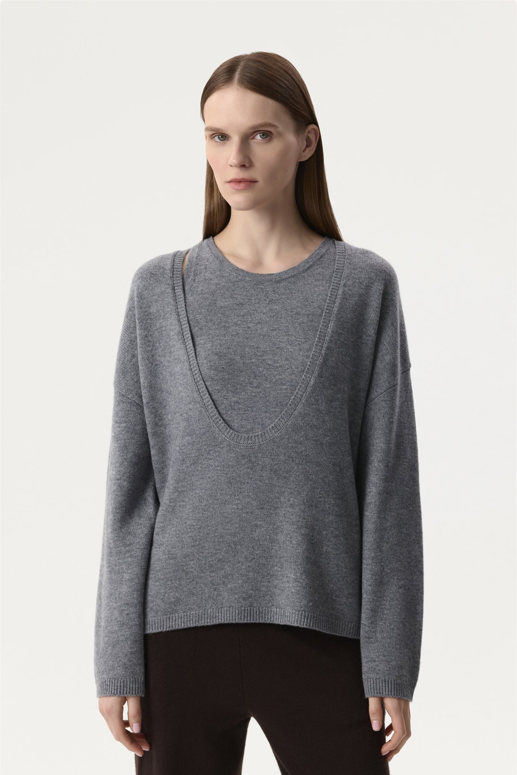 Wool jumper with neckline PINXIT