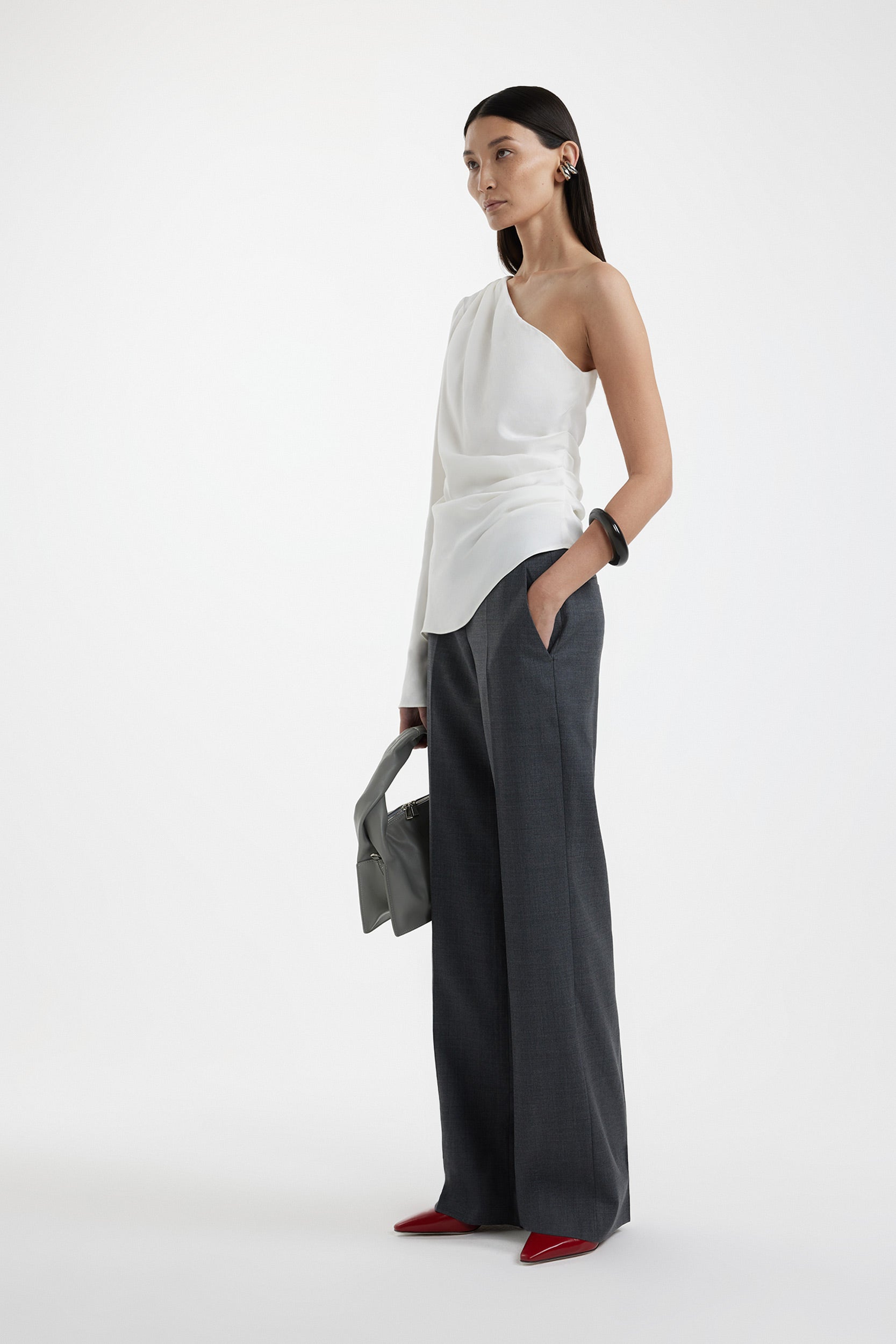 One-shoulder blouse PINXIT