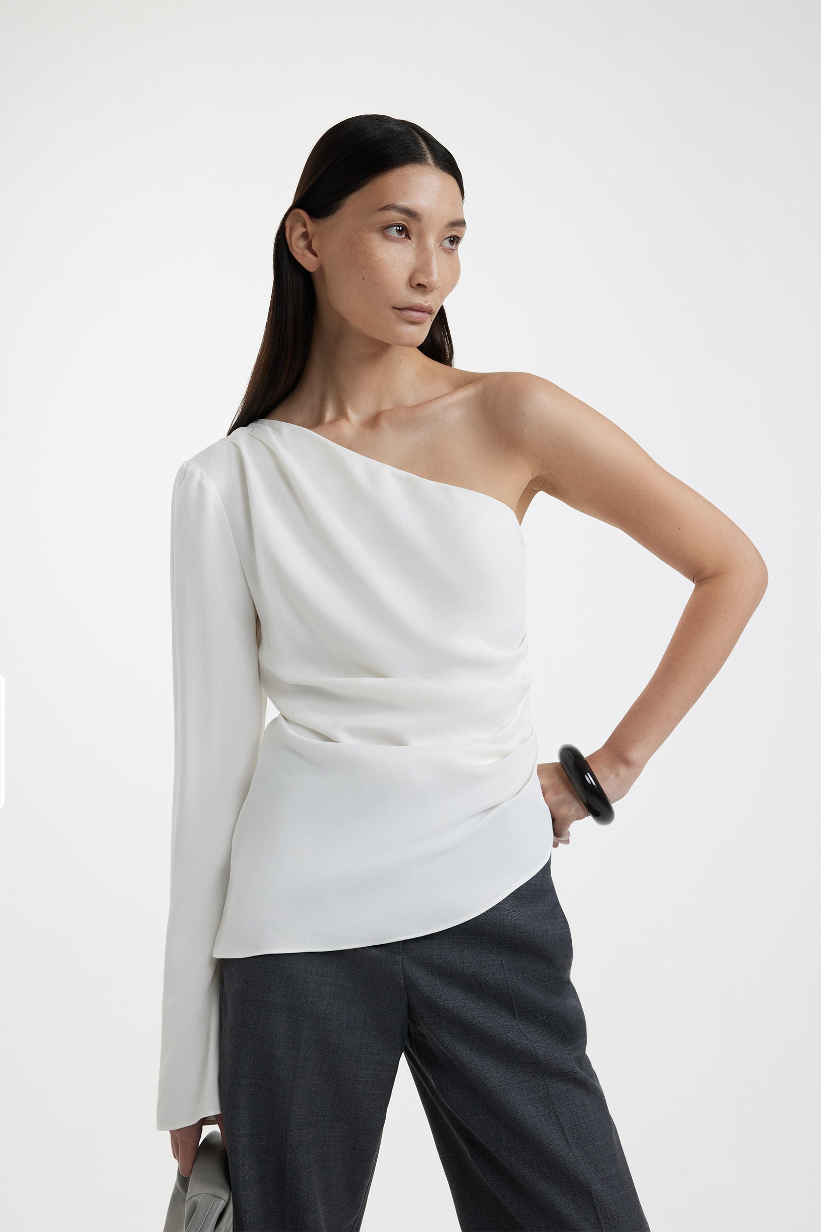 One-shoulder blouse PINXIT
