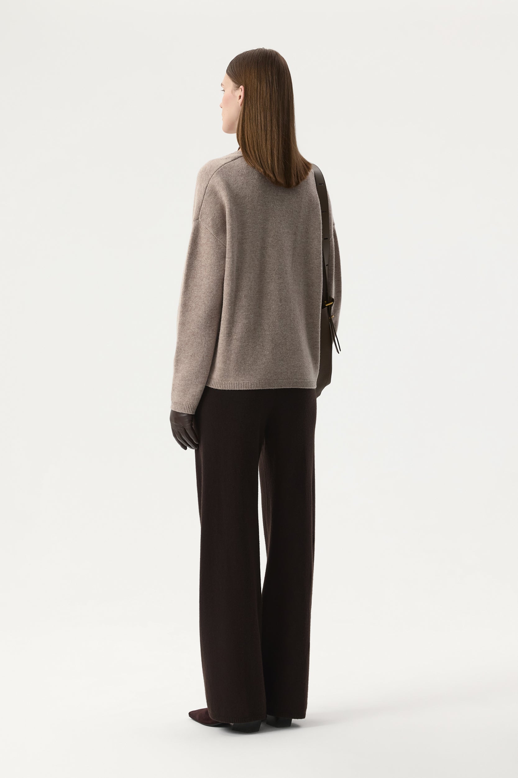 Wool jumper with neckline PINXIT