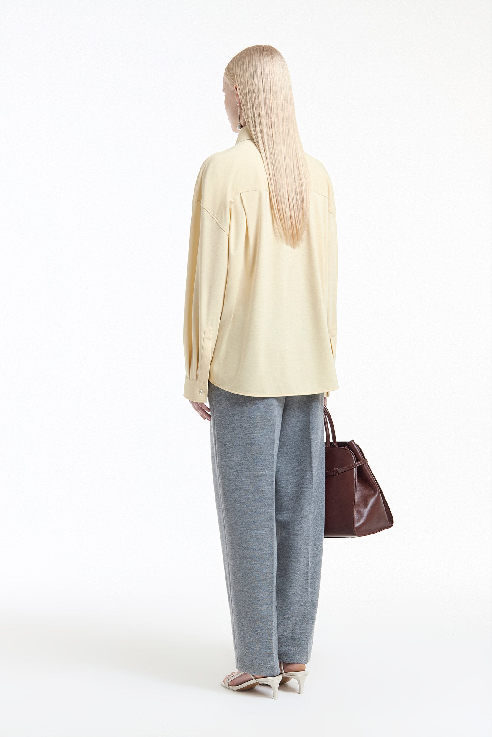 Knit shirt with a pocket PINXIT