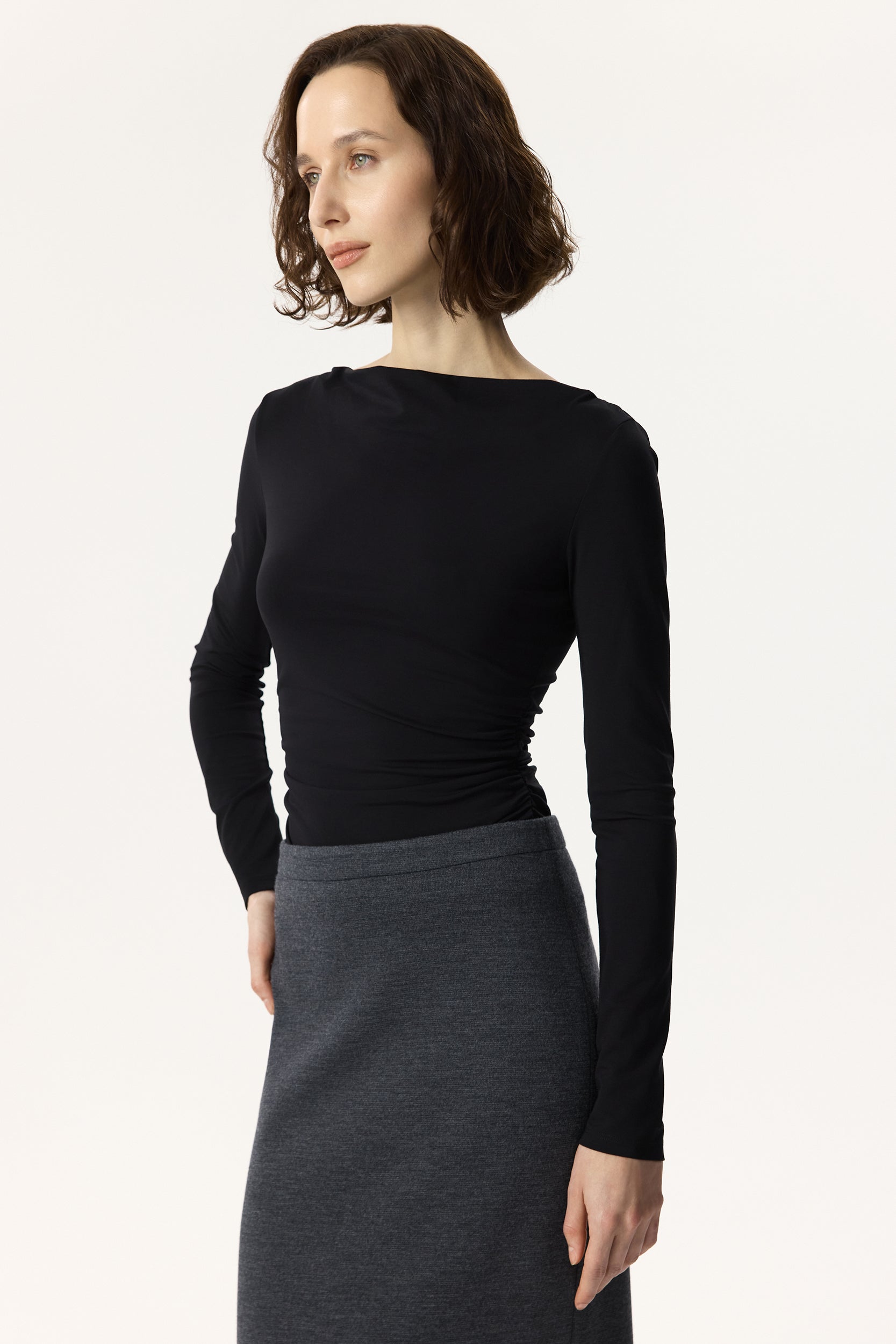 Fitted long-sleeve with draping PINXIT