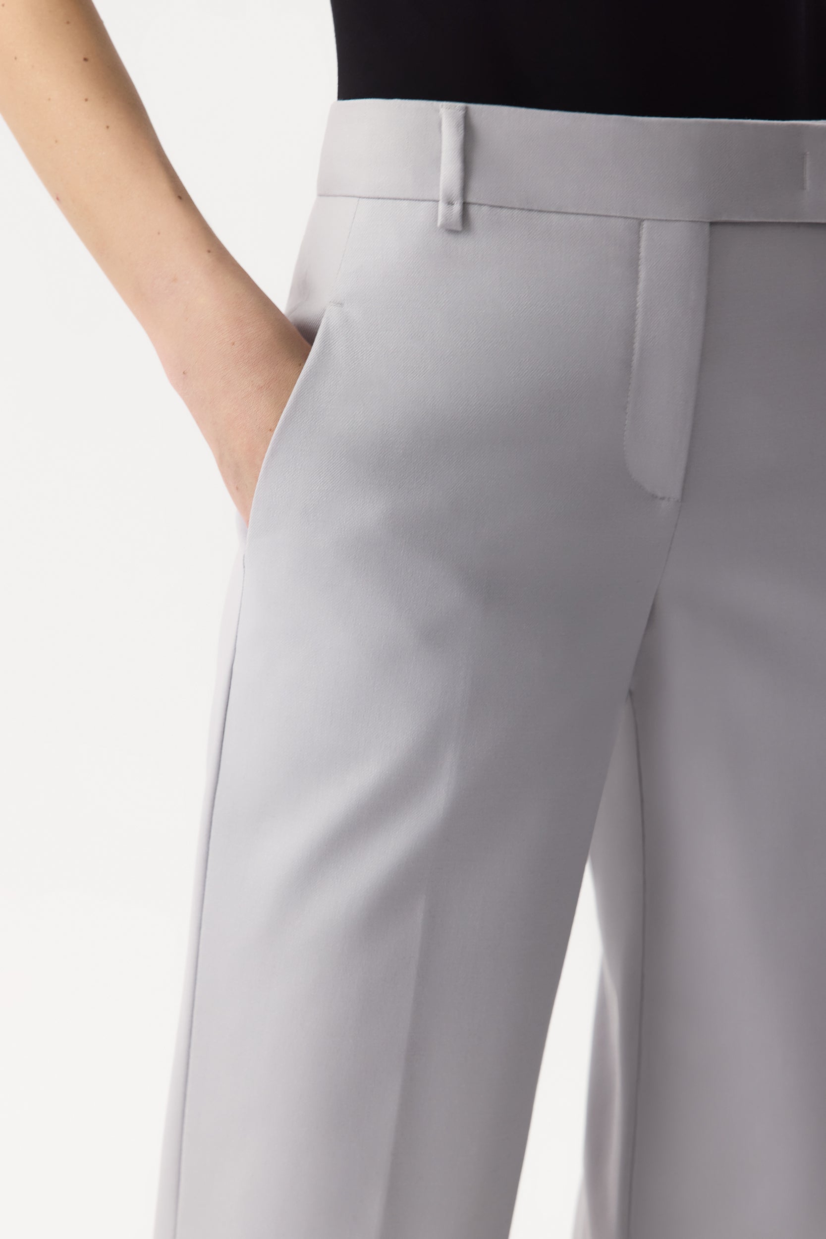 Straight-leg trousers with creases PINXIT